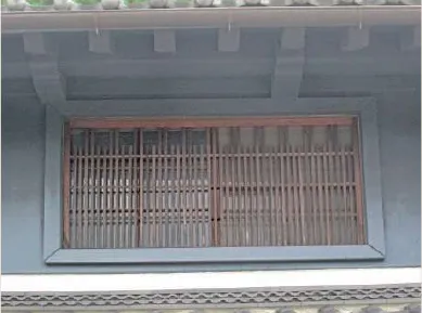格子入りの窓 O 大正（2）