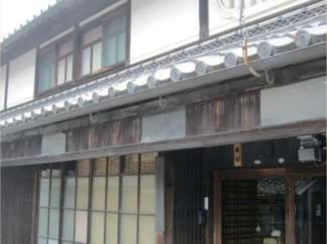 幕板 F 江戸末期（24）板とガラスを並べる例