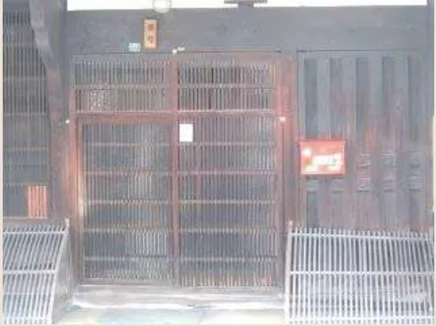 格子戸（71）
